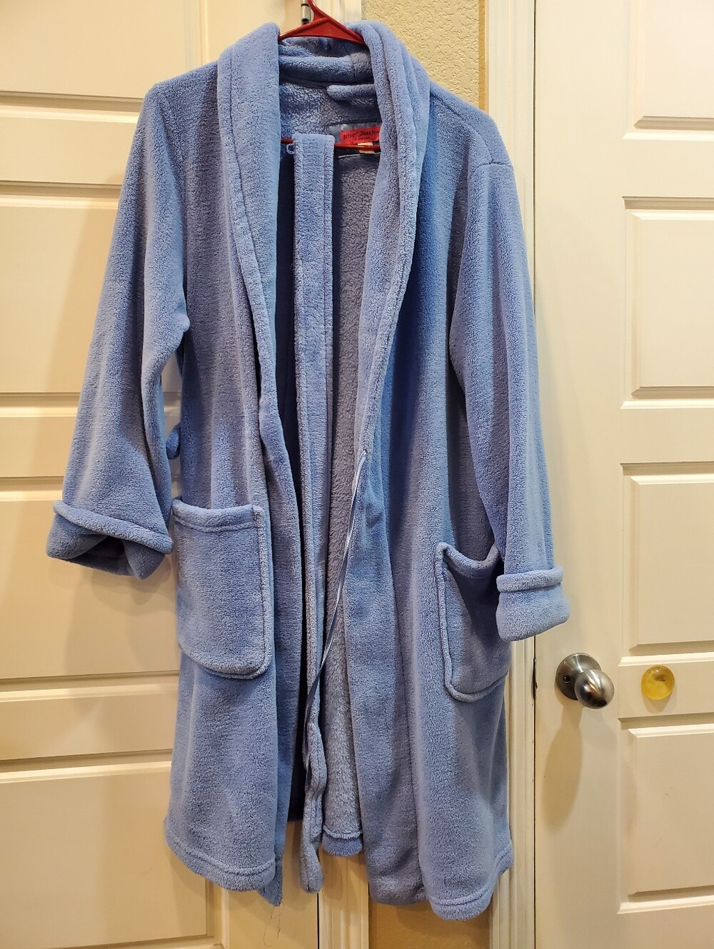 Betsy Johnson Robe